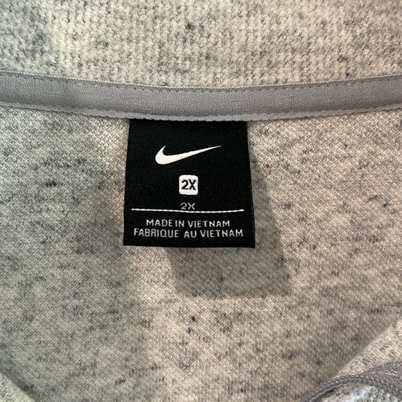 Nike Therma Half Zip Training Sweatshirt - Picture 2 of 2